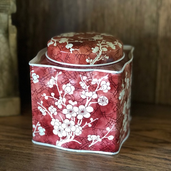 Cherry Blossom Tin Can - Picture 2 of 5